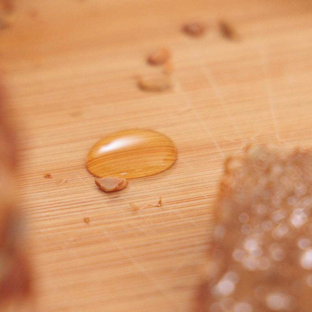 Perché il miele non scade mai? Il segreto di un alimento straordinario