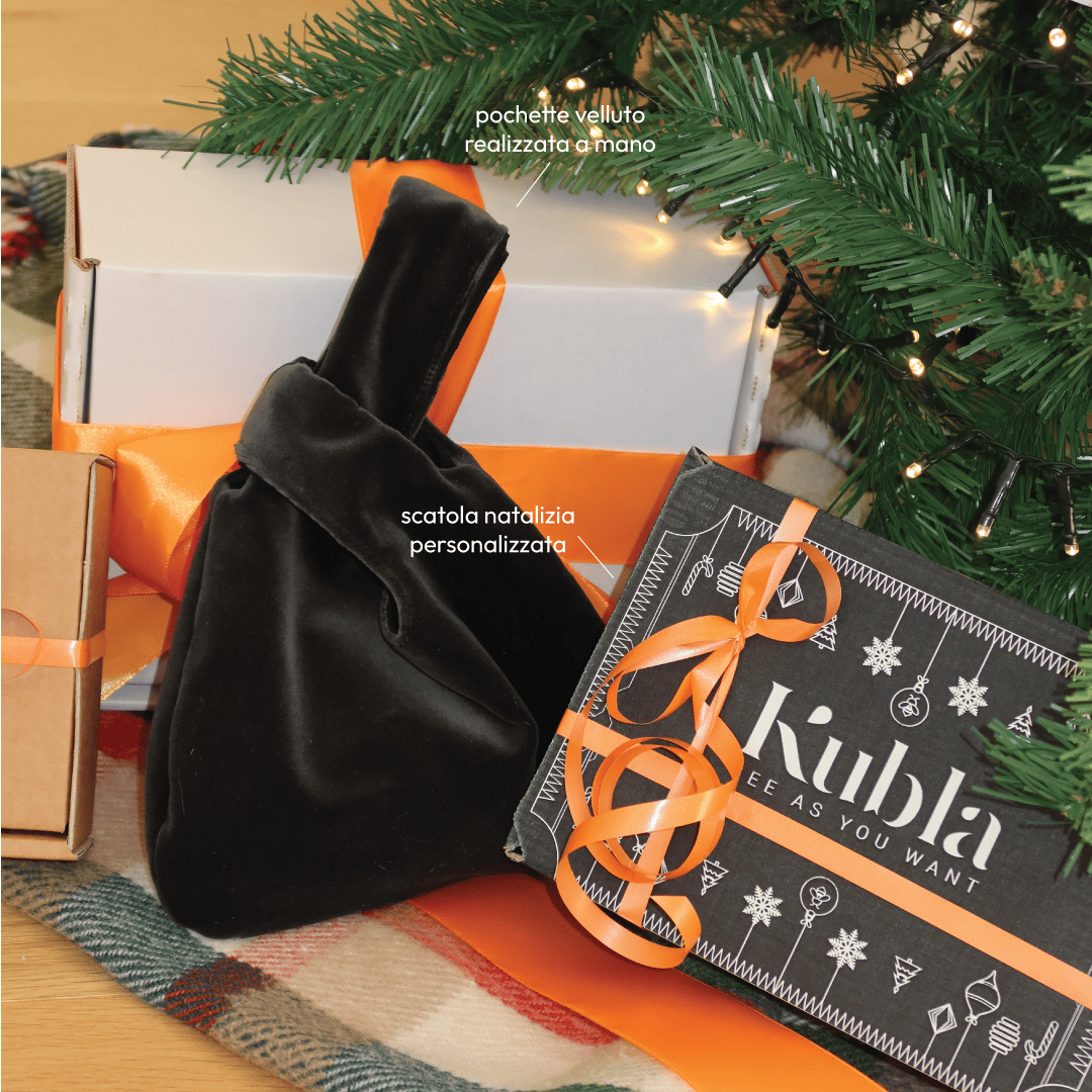 pochette velluto e scatola natalizia